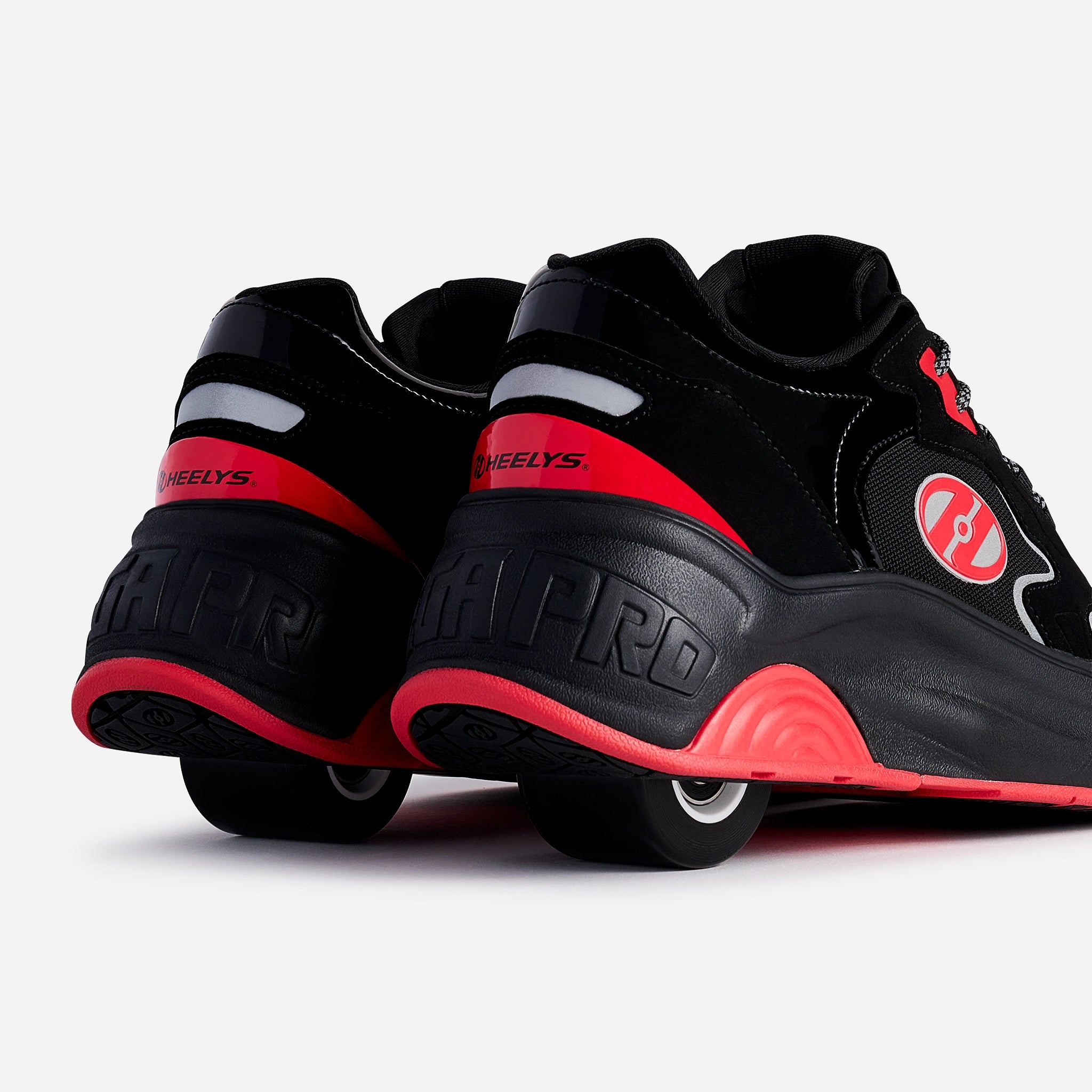 ロイヤルミスティークブラック&レッド Mega Pro | Black & Red | Heelys