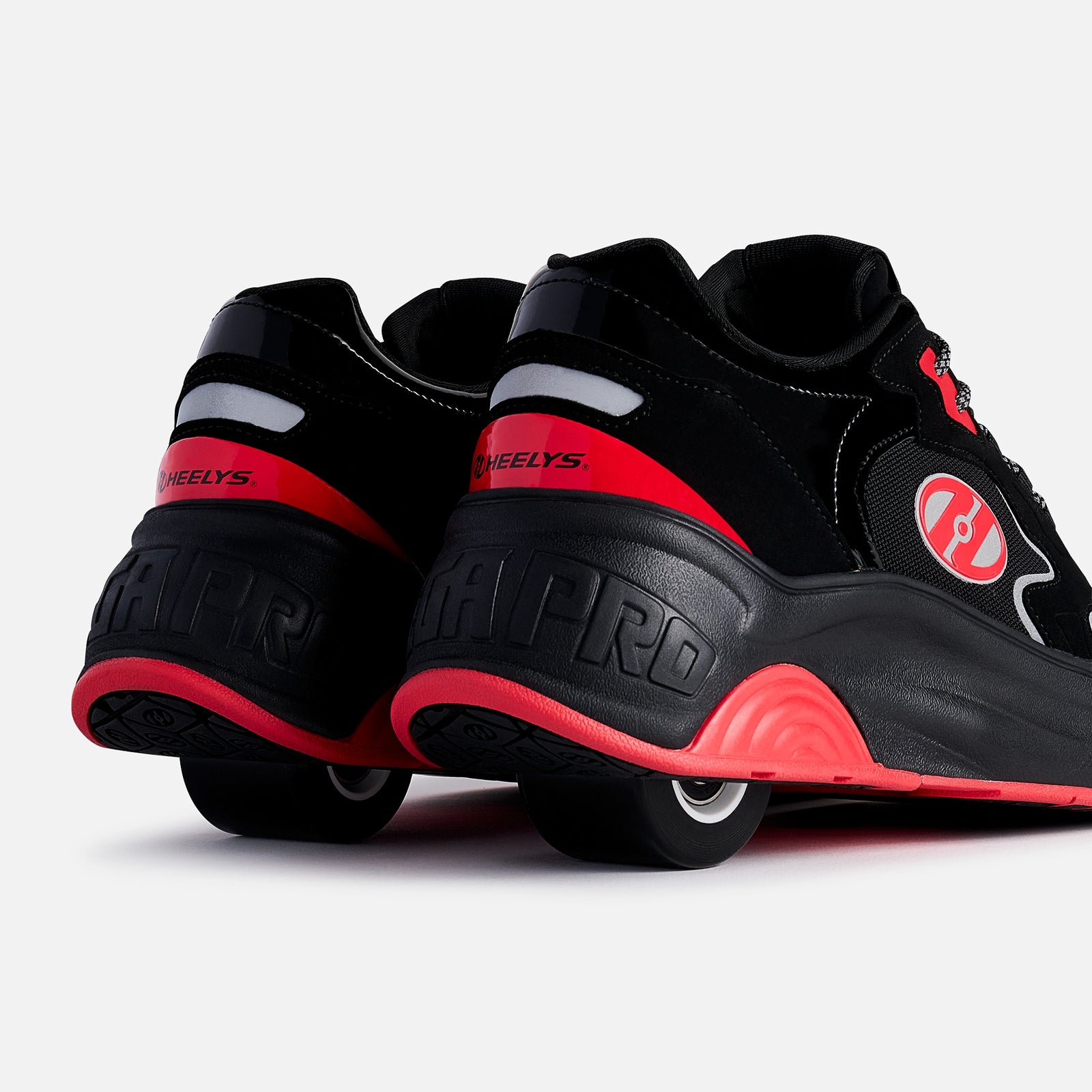 Mega Pro Black Red Heelys