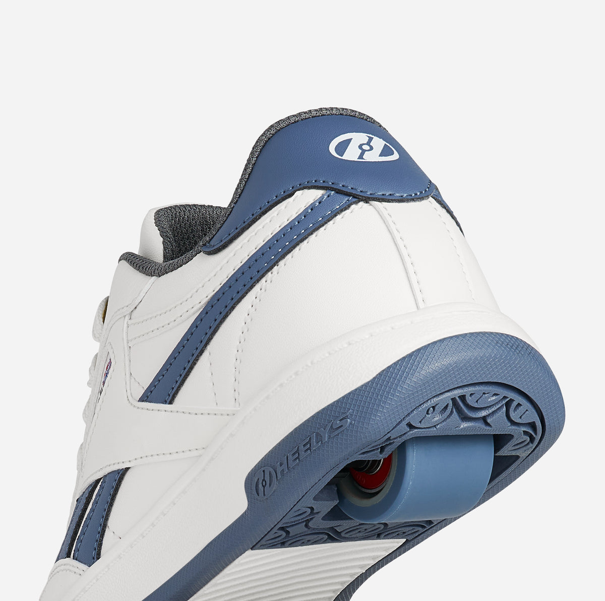 Heelys Reebok Club C