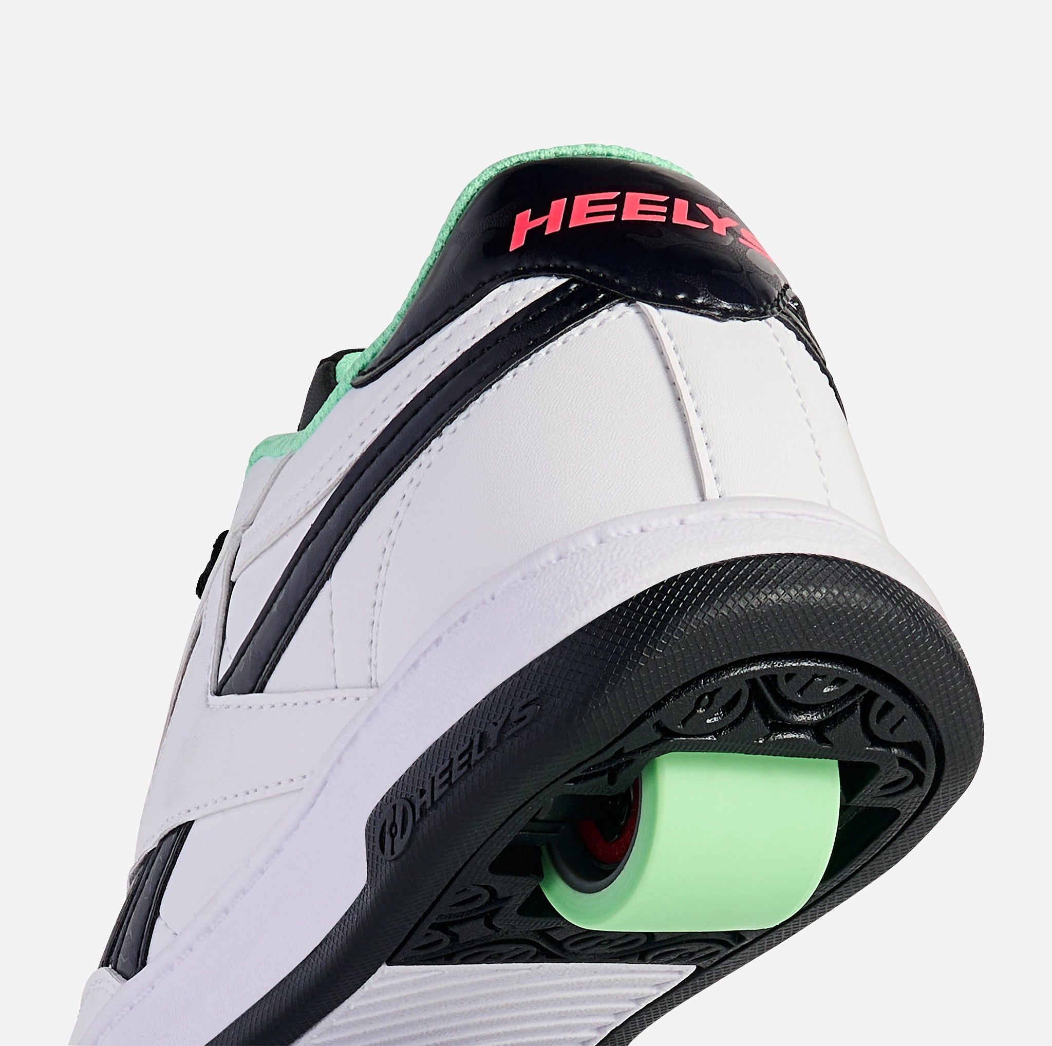 Heelys Reebok Club C