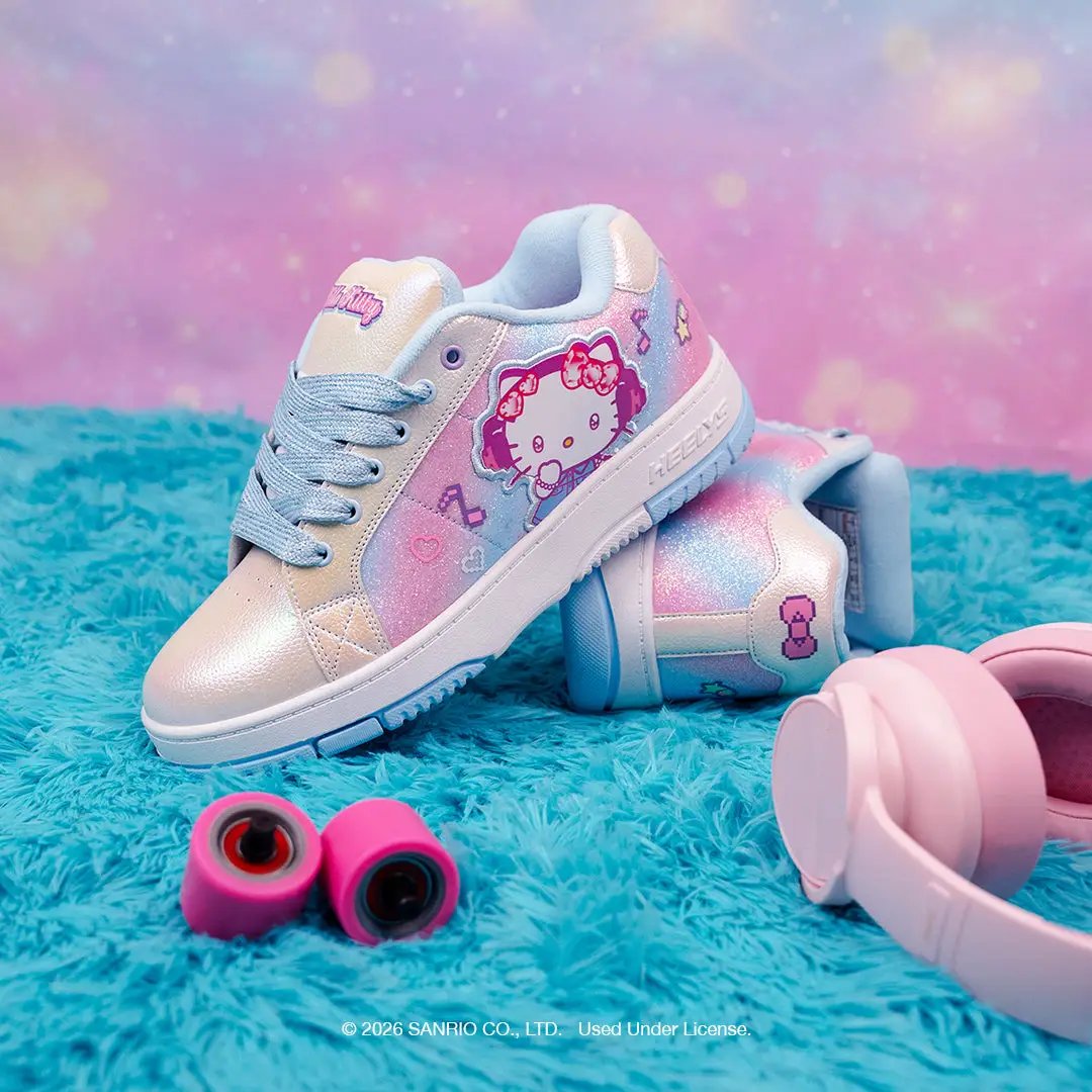 ユキ ☆ Hello Kitty コラボ スニーカー Hello Kitty Kolect – Heelys