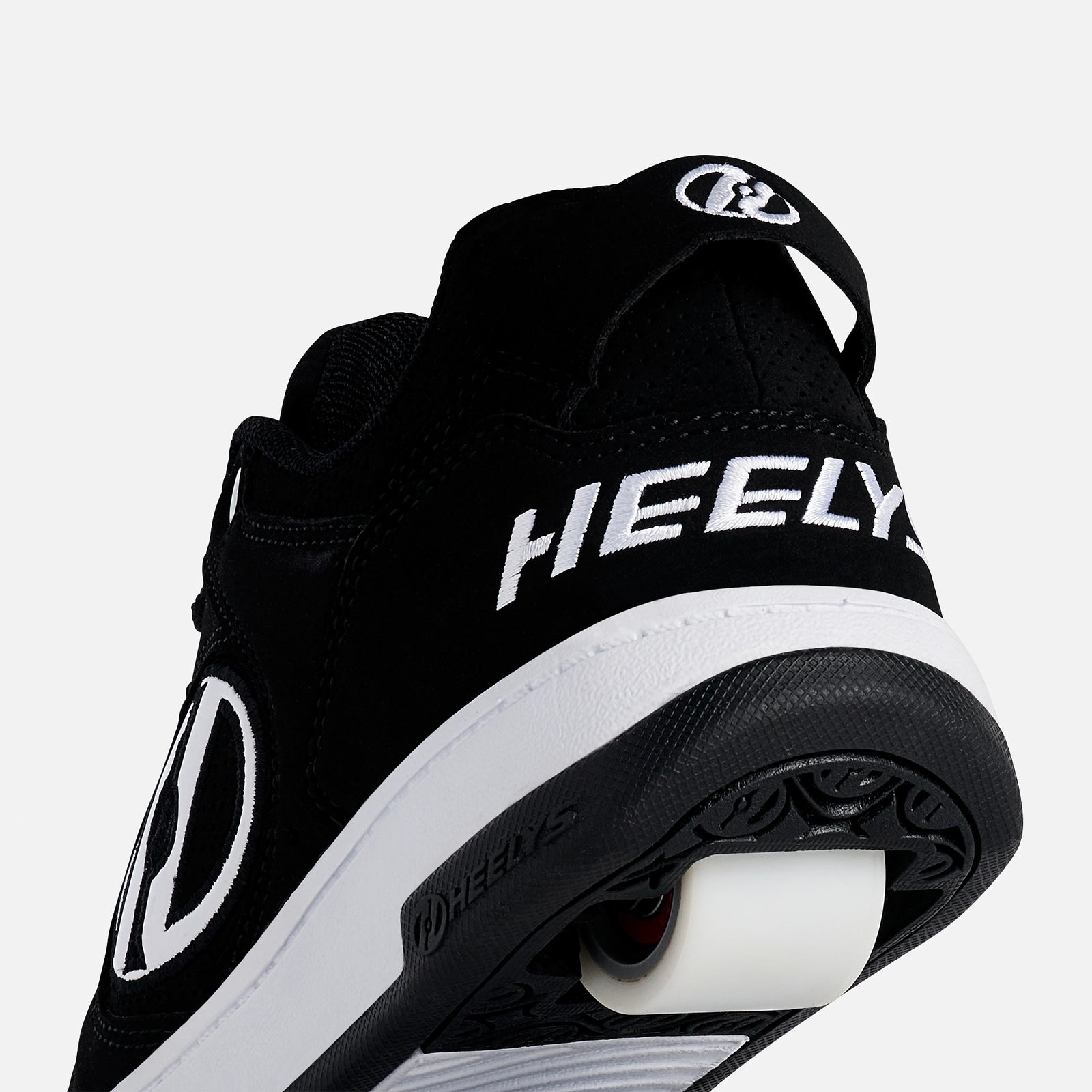 Voyager Black/White Heelys - Main Image