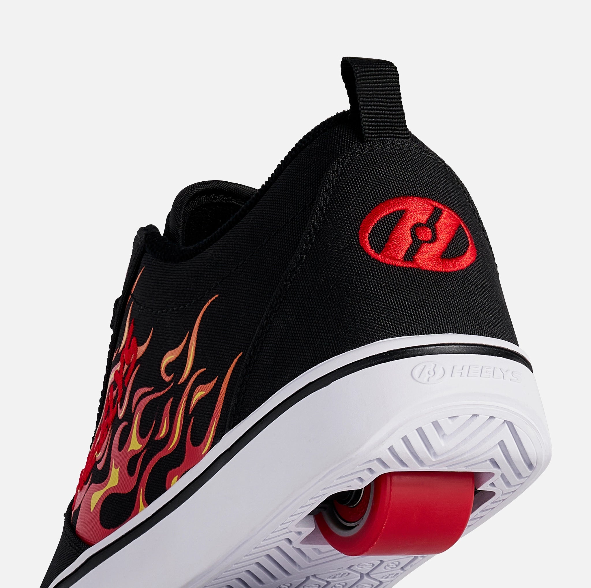 Heelys GR8 Pro 20 Black/White/Red 11 Men's in Kenya Heelys GR8 Pro 20 Black/White/Red 11 Men's in Kenya