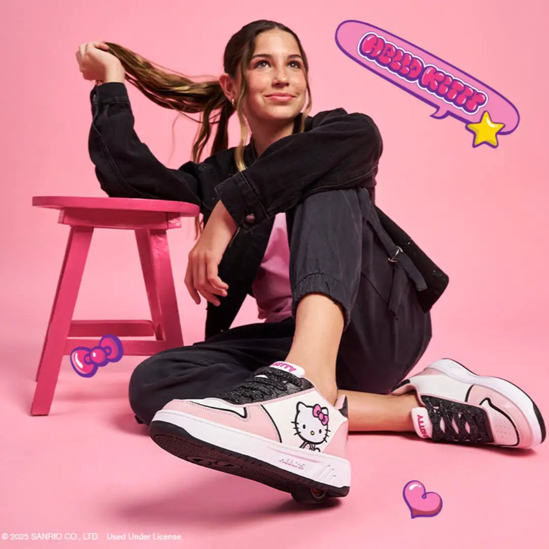 Hello Kitty x Heelys Collaboration | Kama Pink & Black